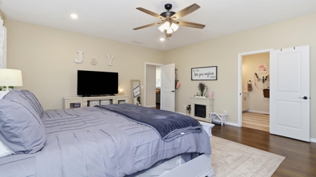 Stunning 8-Bedroom Home on 5 Acres - Modern Comfort Meets Country - image 11