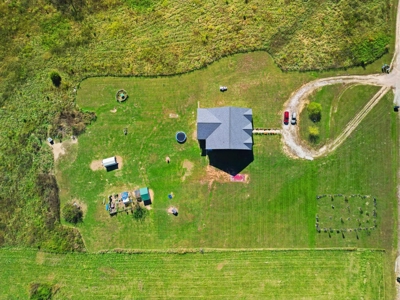 Stunning 8-Bedroom Home on 5 Acres - Modern Comfort Meets Country - image 44