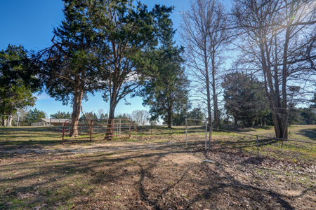 Secluded 91.33-Acre Ranch for Sale in Avery, Texas - image 25