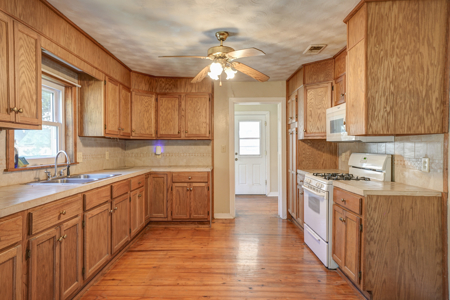 Secluded 91.33-Acre Ranch for Sale in Avery, Texas - image 10