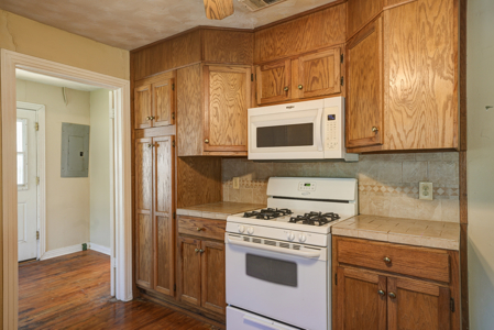 Secluded 91.33-Acre Ranch for Sale in Avery, Texas - image 8