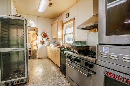 The Old Cookstove is for Sale! - image 17