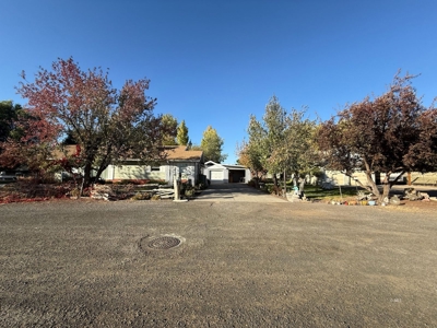 Charming Home with Mountain Views, Outbuildings, and Privacy - image 3