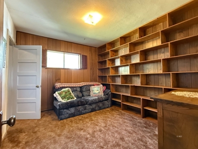 Charming Home with Mountain Views, Outbuildings, and Privacy - image 16