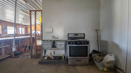 Commercial Building in Shannon County, Missouri - image 32