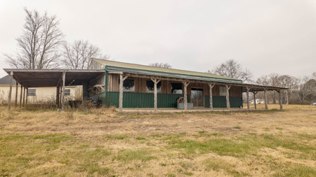 Commercial Building in Shannon County, Missouri - image 10