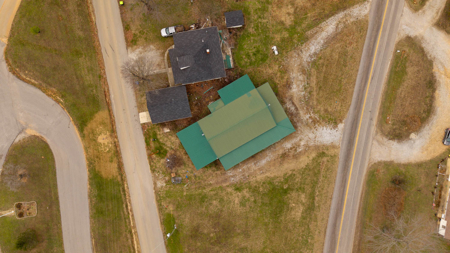 Commercial Building in Shannon County, Missouri - image 38