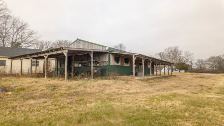 Commercial Building in Shannon County, Missouri - image 9