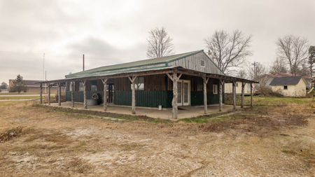 Commercial Building in Shannon County, Missouri - image 4
