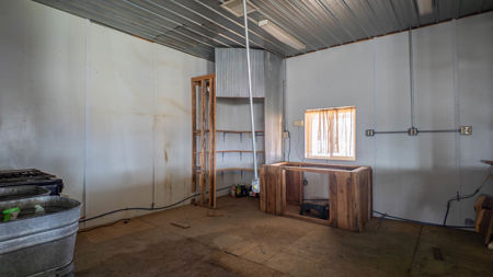 Commercial Building in Shannon County, Missouri - image 30