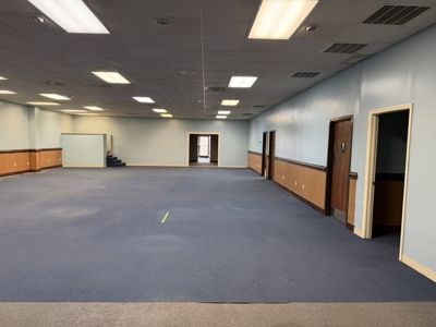 5,000 SF Commercial Lease Near Busy 5th Street - image 14