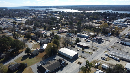 5,000 SF Commercial Lease Near Busy 5th Street - image 8