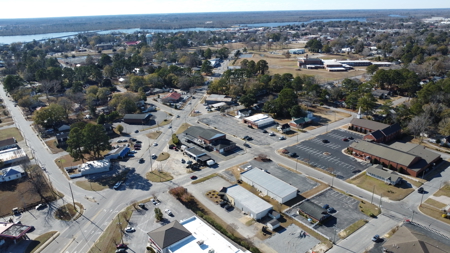 Commercial Lease with Salon Build-Out & Flex Space - image 15