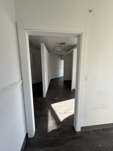 Commercial Lease with Salon Build-Out & Flex Space - image 6