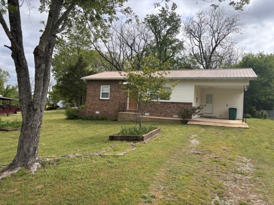 Ozarks Home in Town | Thayer, Missouri - image 17