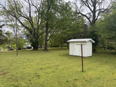 Ozarks Home in Town | Thayer, Missouri - image 24