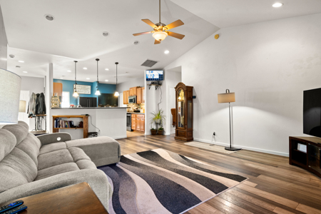 Discover Comfort & Convenience in beautiful Battlement Mesa CO! - image 11