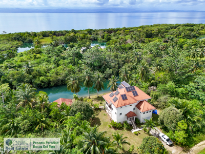 Spacious Waterfront Family Home on Isla Colon, Bocas del Toro - image 32
