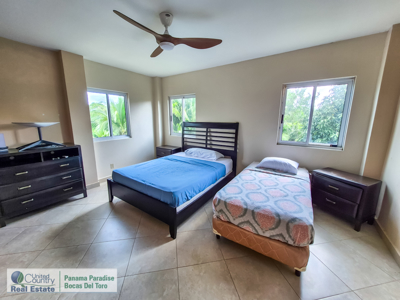 Spacious Waterfront Family Home on Isla Colon, Bocas del Toro - image 11