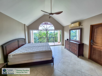 Spacious Waterfront Family Home on Isla Colon, Bocas del Toro - image 16