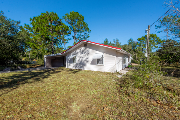 1 Acre • Covered Parking • Williston