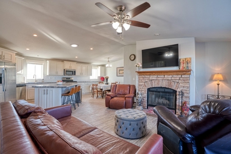 153 Acre Ranch for Sale in Estancia New Mexico - image 4