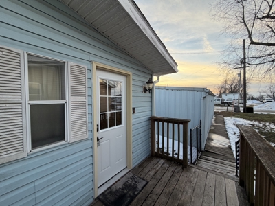 Move-In Ready Albia, Iowa Home For Sale - image 2