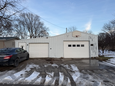 Move-In Ready Albia, Iowa Home For Sale - image 23