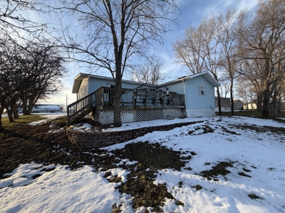 Move-In Ready Albia, Iowa Home For Sale - image 1