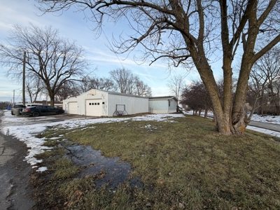 Move-In Ready Albia, Iowa Home For Sale - image 25