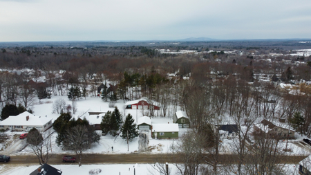 Cozy 3 Bedroom Ranch Style Home - Lincoln, ME - image 4