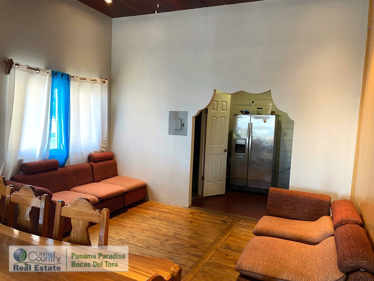 Charming Caribbean Home Near Wizard Beach — Old Bank, Isla Bastimentos - 9