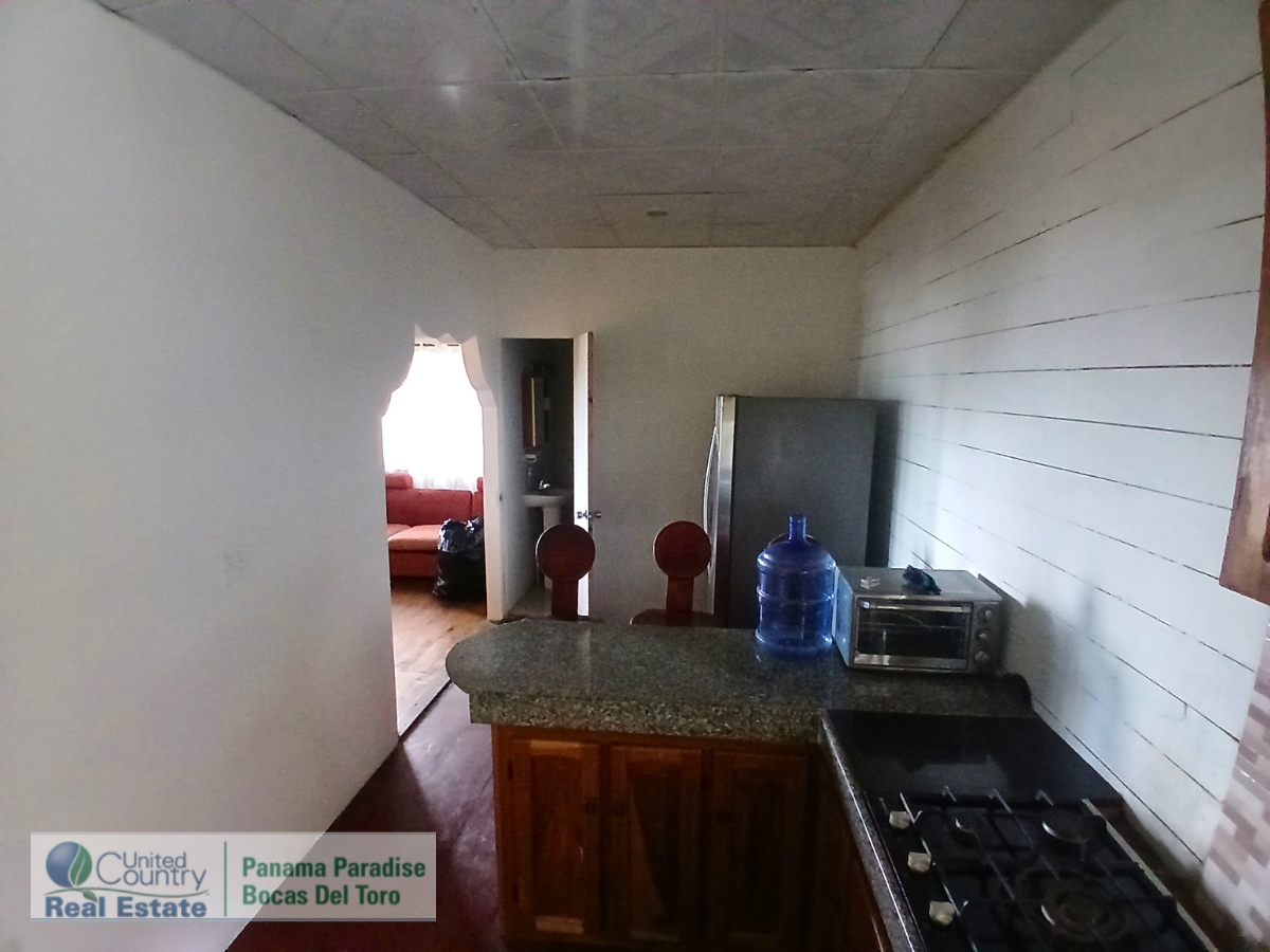 Charming Caribbean Home Near Wizard Beach — Old Bank, Isla Bastimentos - 30