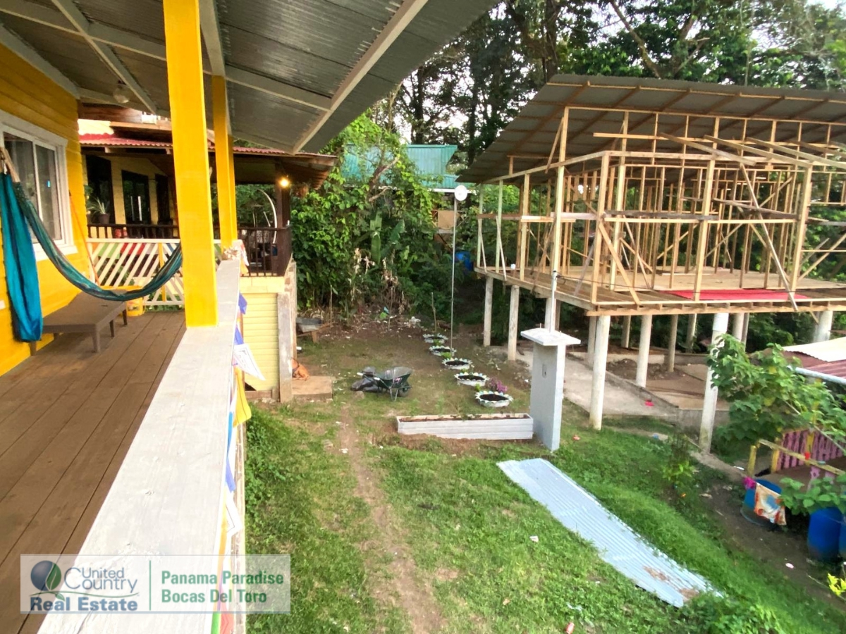 Charming Caribbean Home Near Wizard Beach — Old Bank, Isla Bastimentos - 12