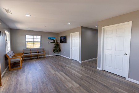 Commercial Office Building for Sale w/ Self Storage Revenue in TN - image 5