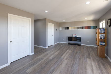 Commercial Office Building for Sale w/ Self Storage Revenue in TN - image 6