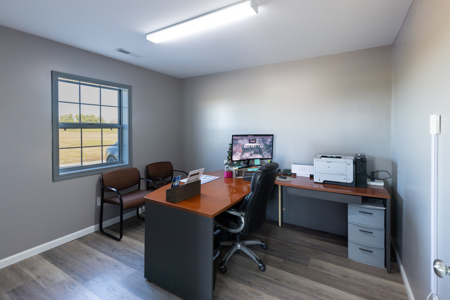 Commercial Office Building for Sale w/ Self Storage Revenue in TN - image 7