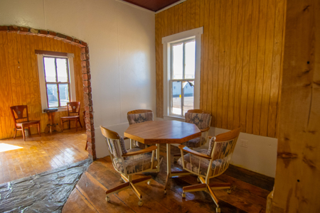 Rare investment opportunity in the heart of historic Seligman, AZ - image 29