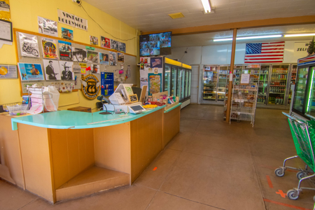 Rare investment opportunity in the heart of historic Seligman, AZ - image 17