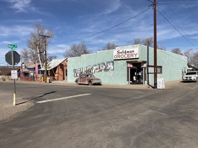 Rare investment opportunity in the heart of historic Seligman, AZ - image 3