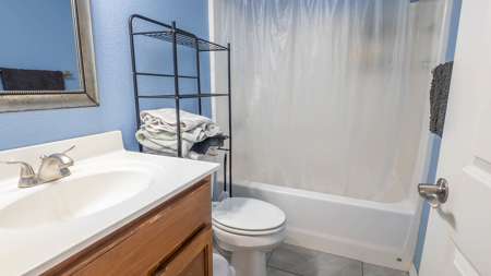 Country Home and Acreage for sale in the Missouri Ozarks - image 22