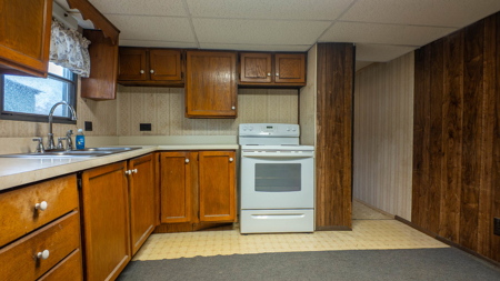 Country Home in the Ozarks | Alton, Missouri - image 13