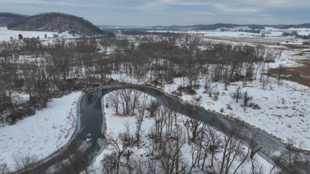 Off-Grid Solar Renewable Energy System Home on 67 Acres with Pine - image 38