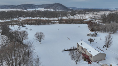 Off-Grid Solar Renewable Energy System Home on 67 Acres with Pine - image 4