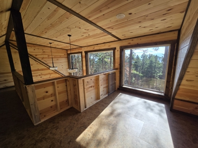 Cabin Adjoining National Forest – Billy Creek Recreational Area - image 19
