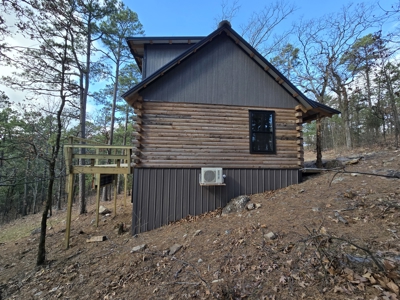 Cabin Adjoining National Forest – Billy Creek Recreational Area - image 8
