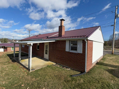 Home With Investment Potential For Sale In Marion VA - image 5