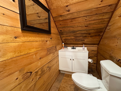 Peaceful Waterfront Cottage - Lincoln, Maine - image 21