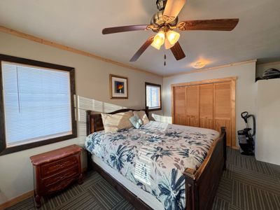 Peaceful Waterfront Cottage - Lincoln, Maine - image 14