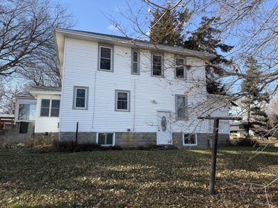 Nebraska Country Home For Sale - image 2